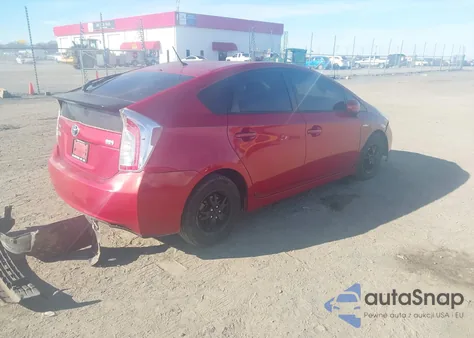 2015 Toyota Prius Two z USA, uszkodzony, nr VIN JTDKN3DU2F0436382